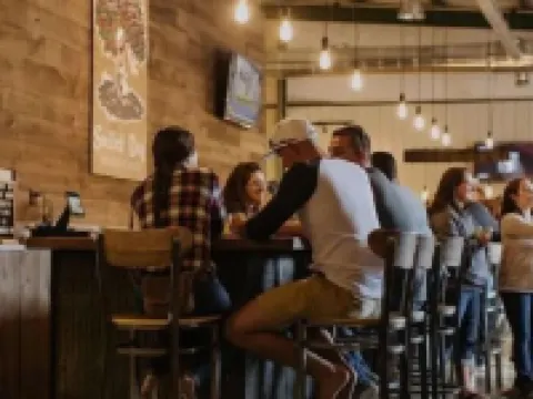 Cozy Log Cabin in the Heart of Smoke Hole Canyon Overlooking South Branch River. Pendleton County otelleri