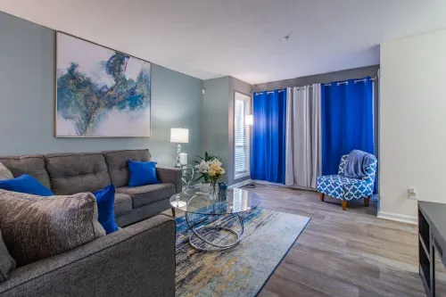 Vinings Vista: Your Serene VRBO Escape in Georgia Hotels in Vinings