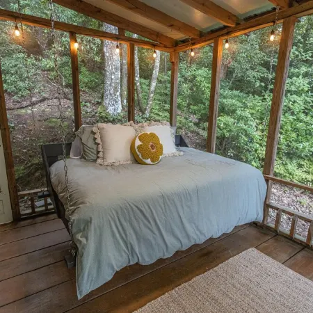 Peaceful Mountain Getaway