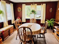 Rustic Cabin on beautiful Little Pine Creek