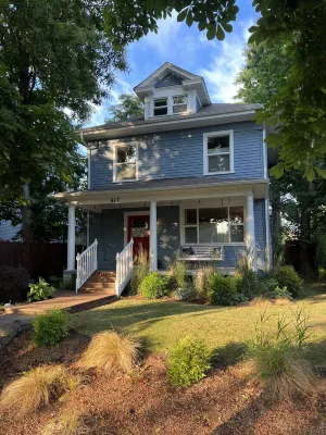 Beautifully renovated 100yr old craftsman home near Stadium District.