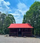 Romantic Cabin with Jacuzzi Tub. Ride-in Access to Wolf Pen Gap ATV trails