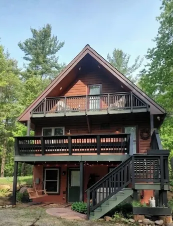 Adirondack Cabin Near Lake Placid & High Peaks: 7 Person Hot Tub and Skiing