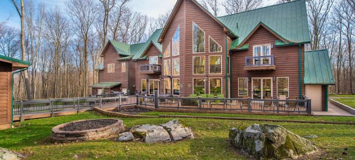 Luxury in the Heart of Nemacolin, the Laurel Mountains Most Idyllic Resort Area. Hotels in Fayette County