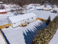 New!!!Thuja Hideaway next to NewRiverGorge. Amazing star gazing. Pet friendly! Hotels in Plateau