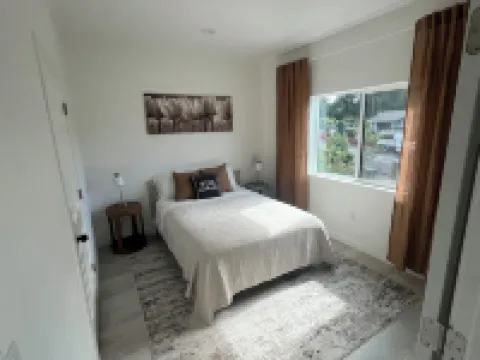 Charming 3-bedroom house in Kelso with WiFi and AC