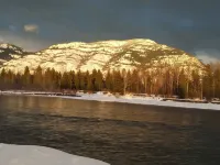 The Station - Your ideal Glacier National Park basecamp!