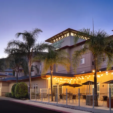 Homewood Suites by Hilton San Francisco Airport-North Отели рядом с достопримечательностью «Станция регионального метро Сан-Франциско "Бальбоа Парк"»