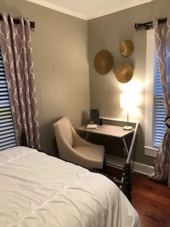 Walnut Grove Guest House; Mountain views