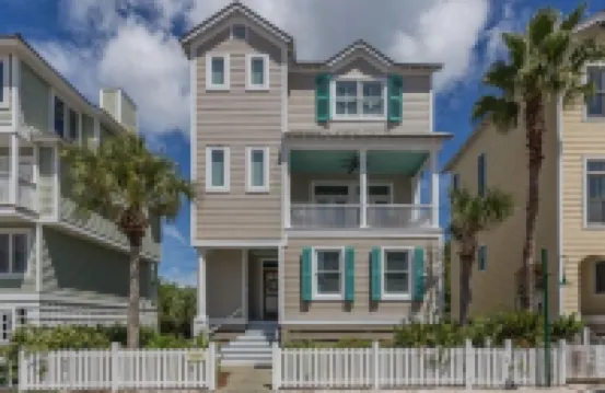Sandpiper Cottage - Fantastic Beach Front Property on Georgia Coast w/ Elevator!