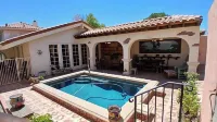 BIG ONE OF A KIND EUROPEAN SPANISH MEXICAN HACIENDA HOUSE W/ POOL ARTSY VINTAGE - Private Pools
