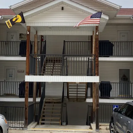 Newly remodeled updated condo,12x32 Boat slip, wi-Fi Internet cable TV, pwc slip