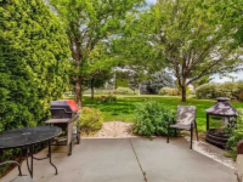 Country Retreat Which Offers Calm & Privacy That is Hard to Find Hotels in Gem County