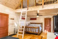 Spacious Lake House + 2 Detached Guest Houses