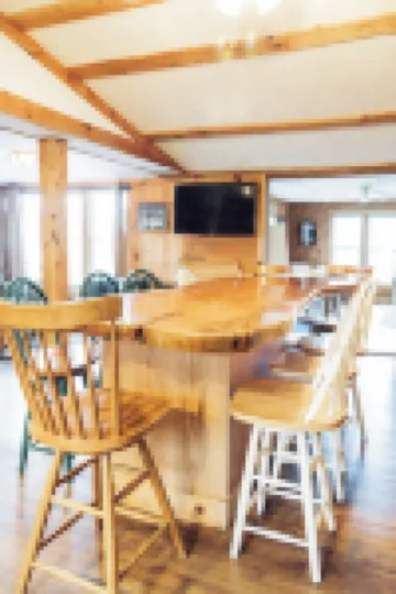 Spacious + Rustic Cabin Near Penns Creek