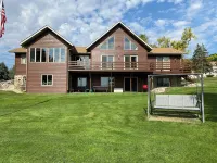 Waterfront Big Stone Lake Home w/Dock & Views - Wifi
