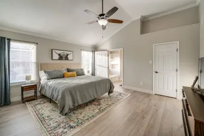 Charming 3Br Home Near Ft. Worth & Stockyards w/ King Bed, Covered Patio & Grill Hotels near Boswell Towne Center