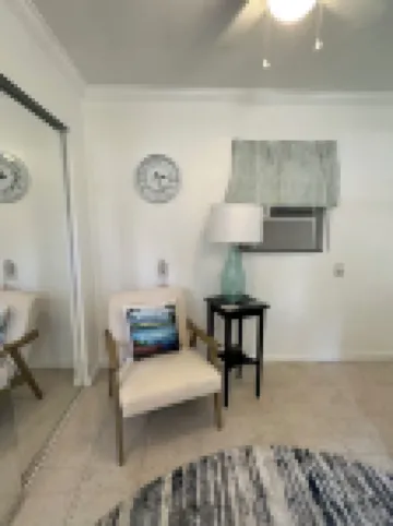 Peaceful Lakefront Studio on High Rock Lake