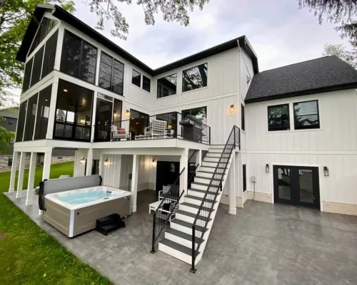 BRAND NEW 7 BR / 5 BA luxury home ON Keuka Lake just outside of Penn Yan! Hotels in Milo