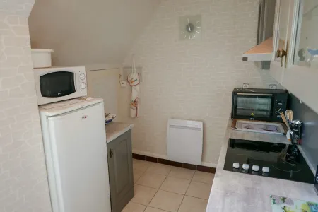 Apt. near beaches and golf course in quiet residential area close to shops Отели в г. Пленёф-Валь-Андре