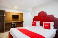 Collection O Medan City Center Near Manhattan Times Square Formerly Grand Z Suites Hotels in Medan Sunggal