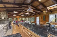 Spacious Serene Sanctuary-Minutes to SF / Muir Woods