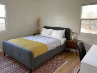 Charming-Land Park-3 bdrm home-mins to downtown