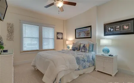 SANDY FEET RETREAT - Private Pool, Hot Tub