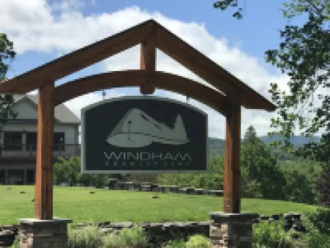 Come and stay at our Catskill Hideaway!<br>Freehold, NY カイロのホテル