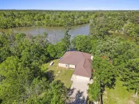 Waterfront Recreation Hideaway