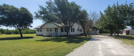 3BR home@Lake Whitney, 2 mins to boat ramps and parks