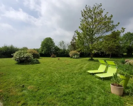 Charming Renovated Barn on the Outskirts of Sainte-Mère-Église 聖梅爾埃格利斯酒店