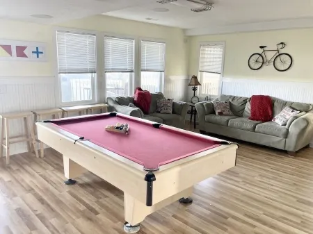 Discounted Amazing Sound Front House--on Water, Pool, Hottub,