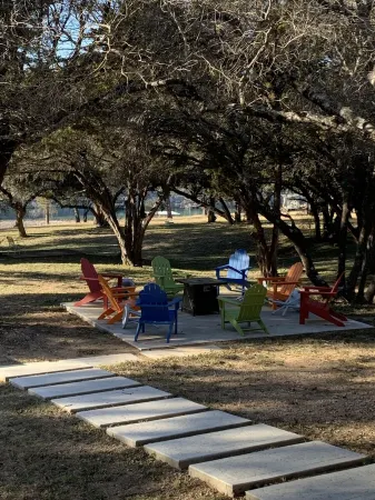 2 wooded acres on beautiful Lake Travis!