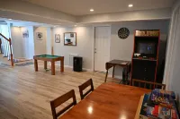 Luxury Waterfront Cottage 1000 Islands 6 BR, 4.5 Baths Book your 2025 vacation!