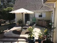 Quiet, Stand-alone Country Granny Cottage near the Village,