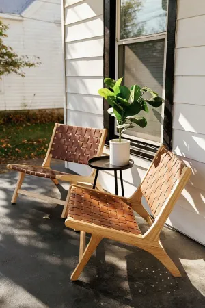 "The Homestead" UPSCALE STAY - Downtown with Yard