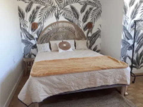 Leugénie, House 2/6 People Close to the Beaches, Private Garden, Private Parking