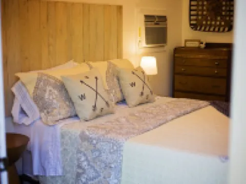 Cozy Farm House located on historic turn-of-the century property. Hotels in Mena