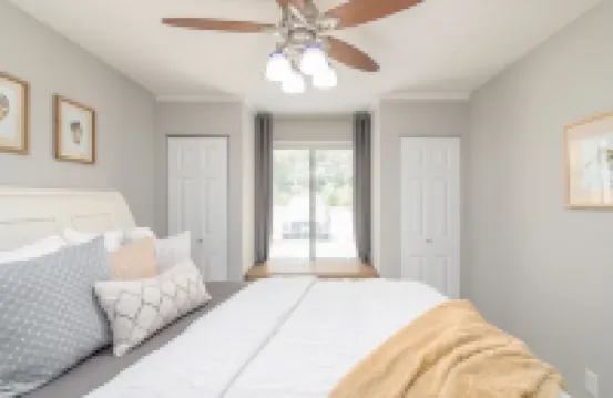 Beaufort's Blue Heron Hideaway on Battery Creek