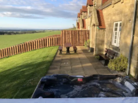 Luxury Stone Built Cottages With Panoramic Views Across Berwickshire Hotels in Duns