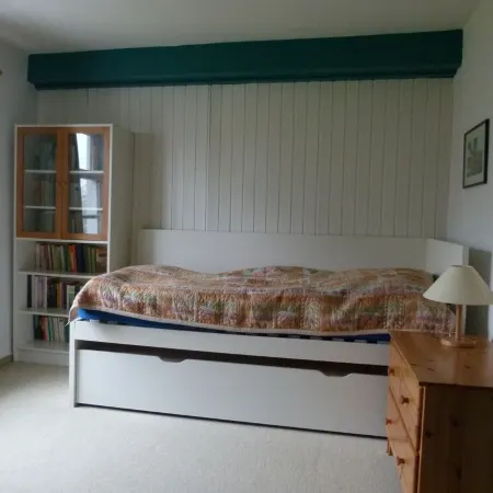 Upscale apartment for 10 guests. Space for a large or two families.