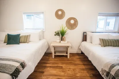 Cozy Guesthouse Close to Parks, 20 min to U of O , 8 min to Airport