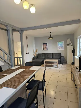 Maison Dans L'éventail de Cabourg ,50 m AV de la mer ,400m Plage. Idéal Famille Отели рядом с достопримечательностью «Méridien De l'Amour»