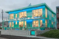 Luxury Beachfront Penthouse near SF (4)