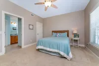 Across the street from Cape Haze Marina-Less than 10 min to World Class beaches!