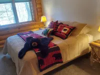 Large cozy log cabin in Wisconsin, Close to miles of ATV/ UTV trails Hotels in Polk County