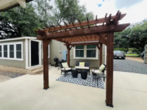 Glamorous Renovated Home in Historic Bryan