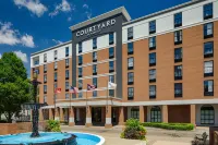 Courtyard Springfield Downtown Các khách sạn ở Springfield