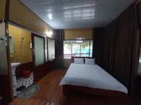 Blue Moon Motel Hotels in Gia Sinh